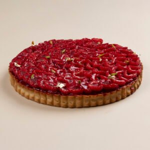 تارت التوت الأحمر والفستق - كبير
